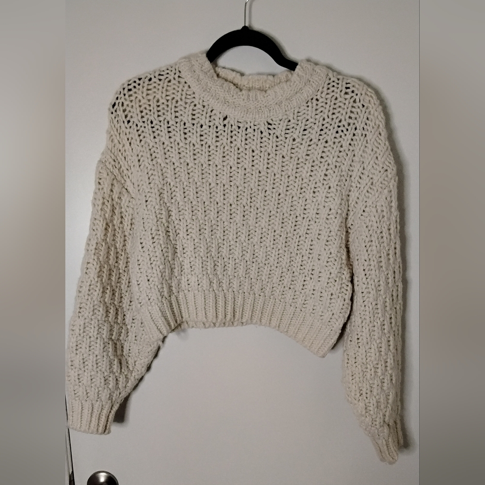 Universal Thread Cream Knit Sweater
